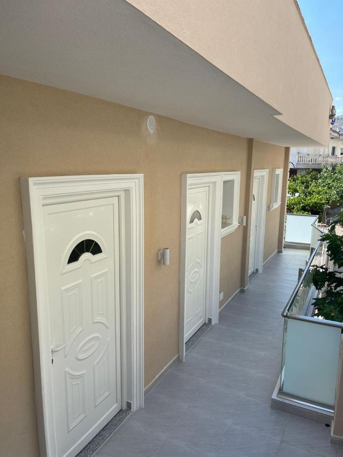 Villa Eden Breeze ساراندا المظهر الخارجي الصورة